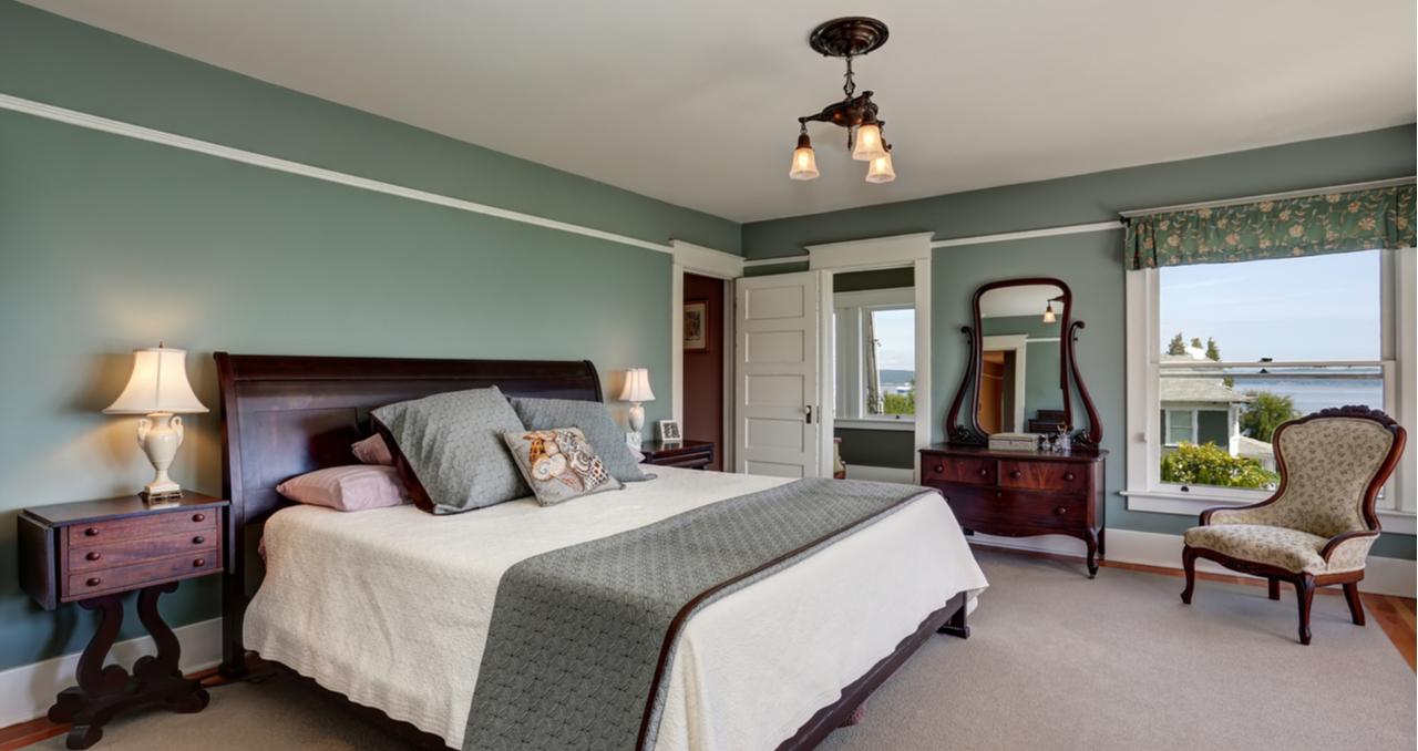 real estate photography with bedroom and king bed
